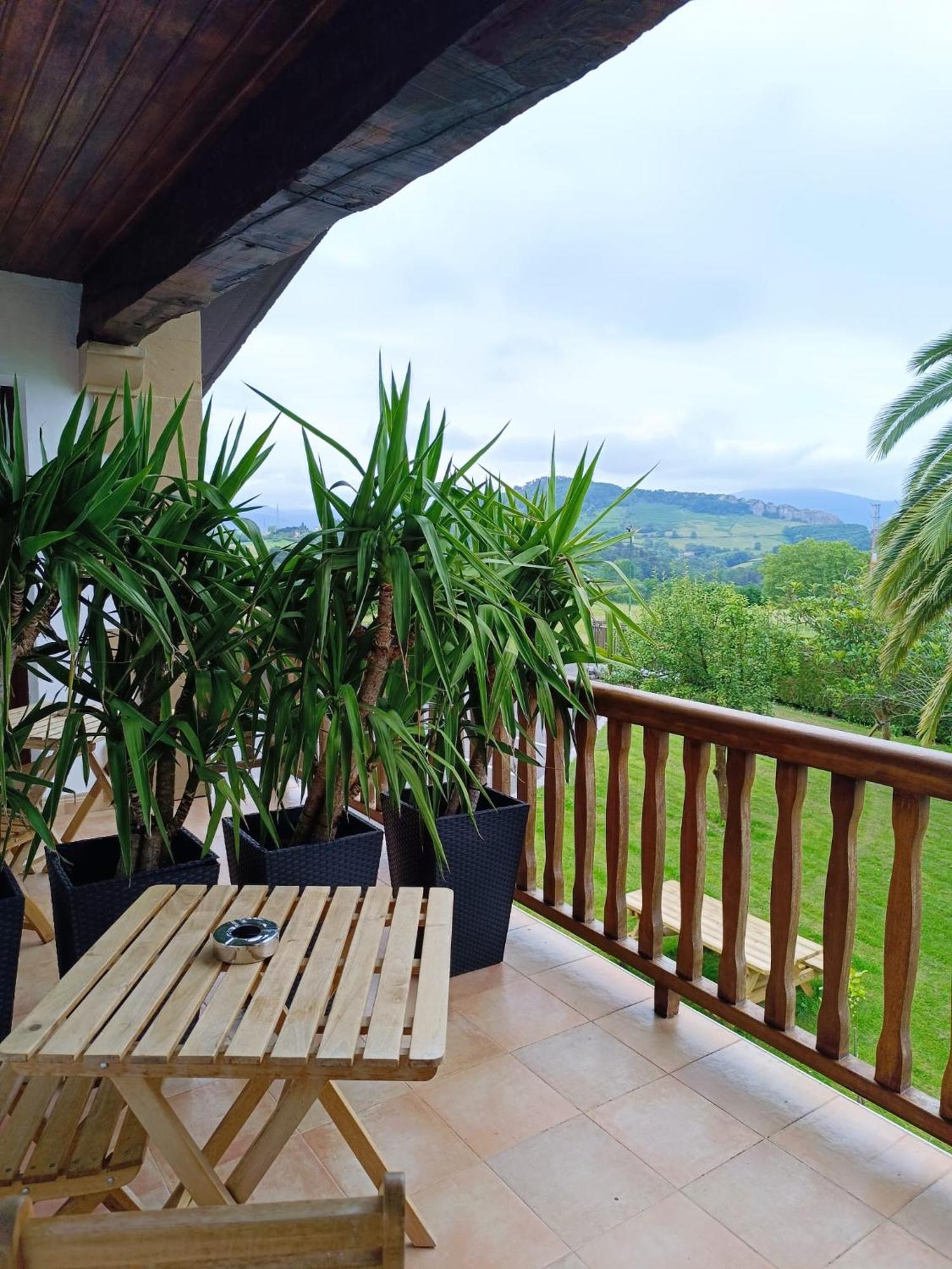 Casa Rural La Palmera - Landetxea Lasarte Oria Exterior photo